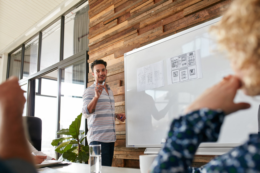 Een Whiteboard professional 120X300cm koop je bij Supply Mij